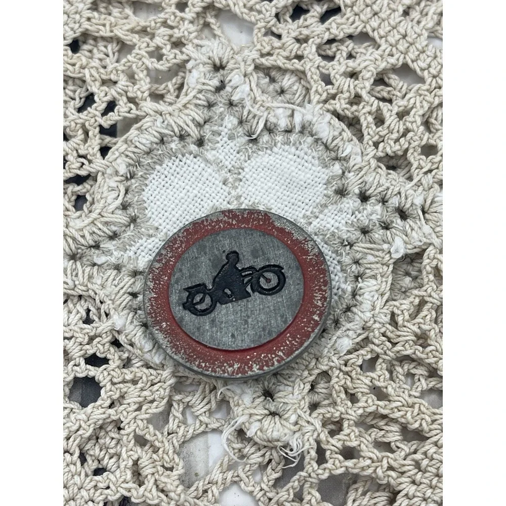 Original German WHW Traffic‎ Sign Donation Tinnie Badge